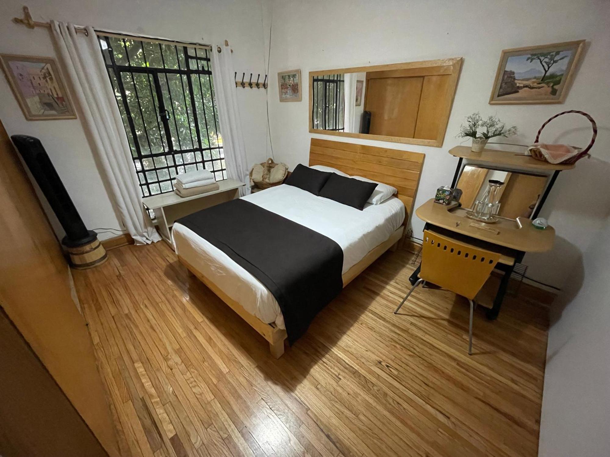 Hostal Roma Condesa Mexico City Exterior photo