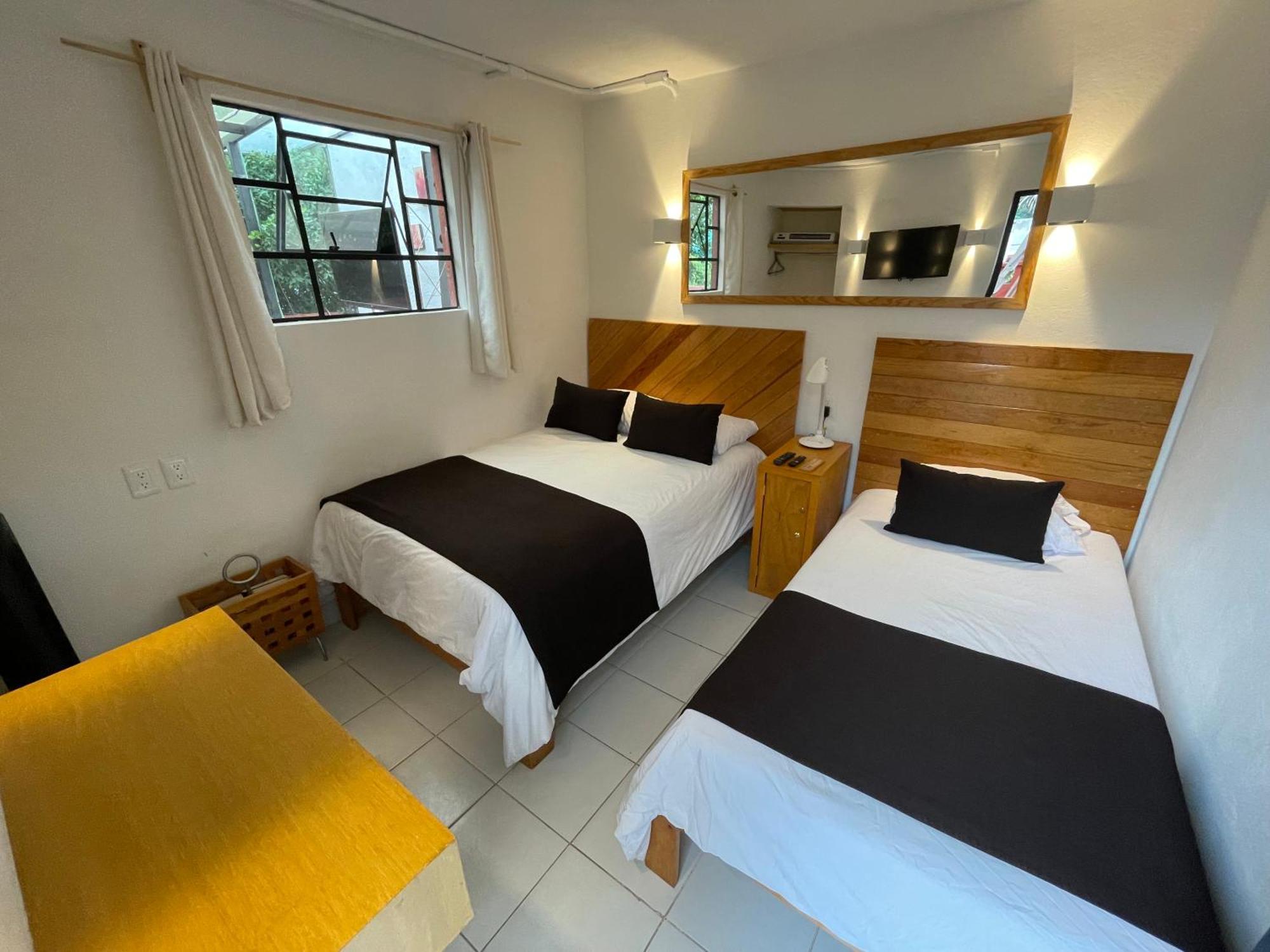 Hostal Roma Condesa Mexico City Exterior photo
